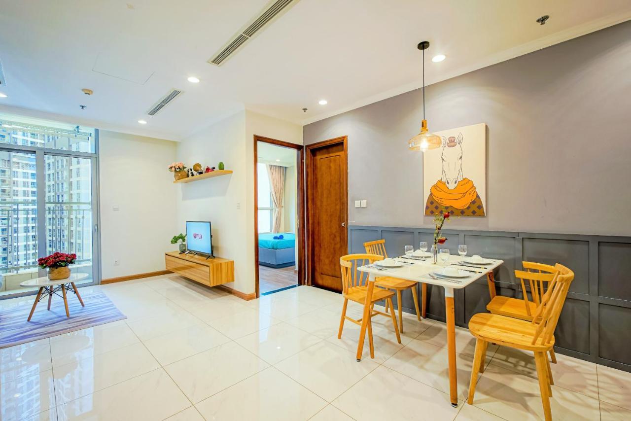 Mott Haven Apart - Vinhomes Central Park, Landmark 81 Area & Ice Rink Хошимин Екстериор снимка