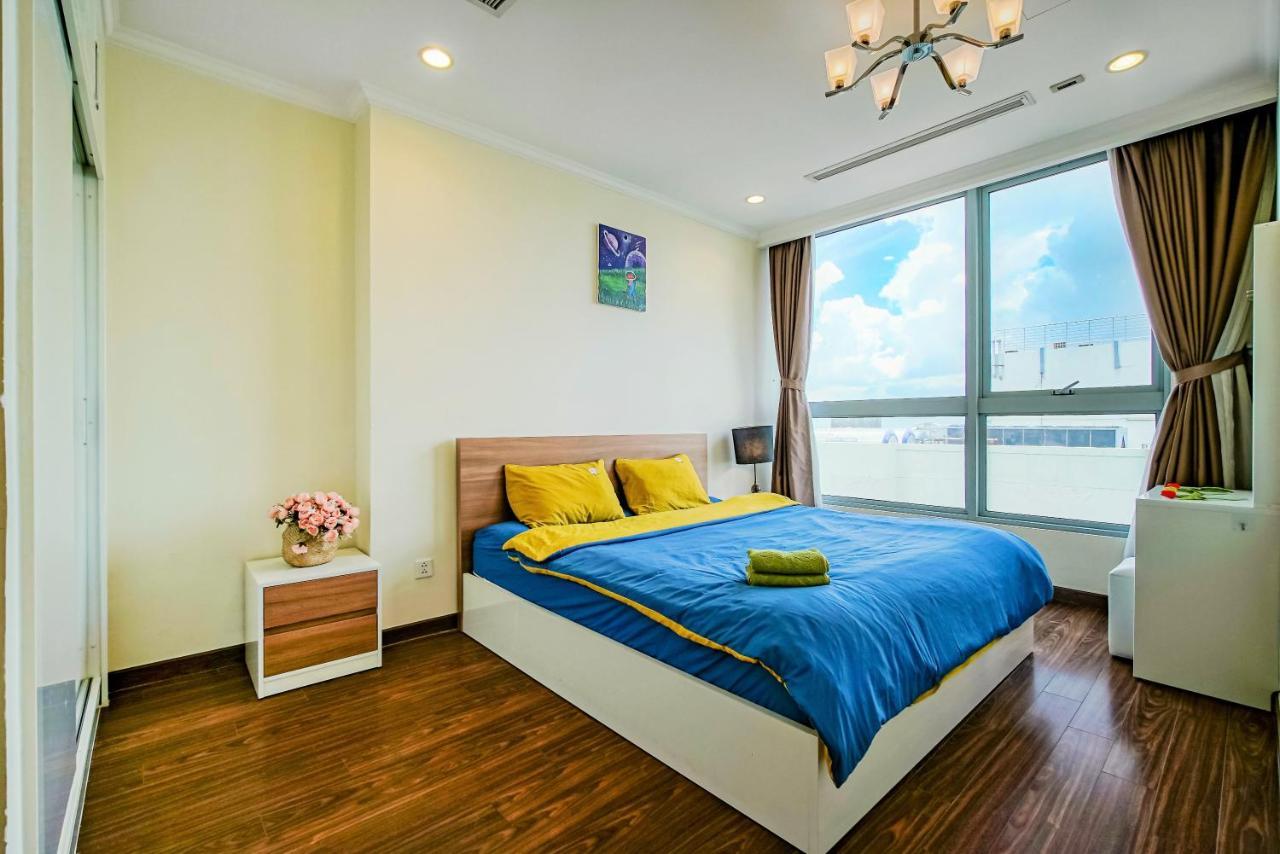 Mott Haven Apart - Vinhomes Central Park, Landmark 81 Area & Ice Rink Хошимин Екстериор снимка