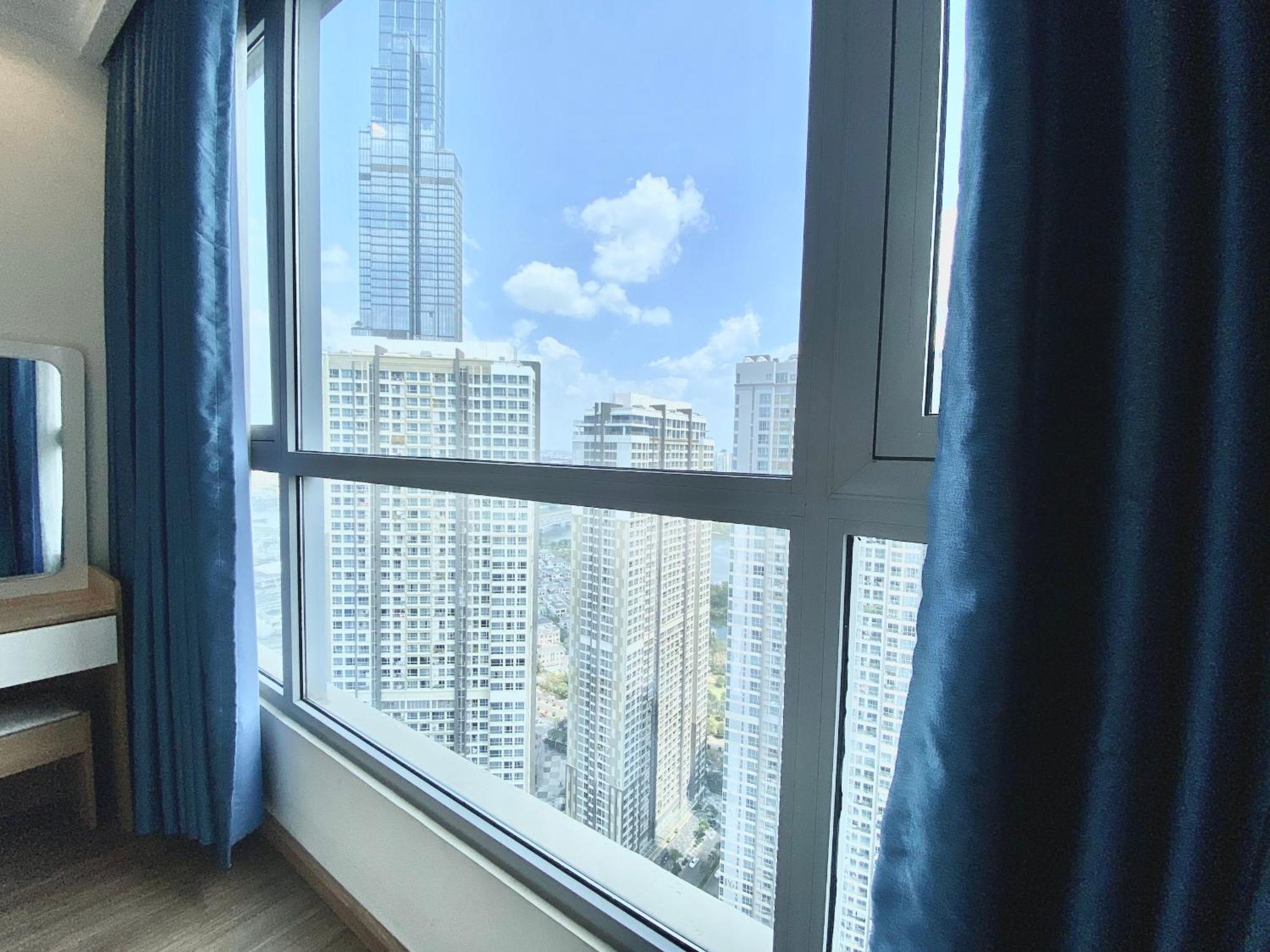 Mott Haven Apart - Vinhomes Central Park, Landmark 81 Area & Ice Rink Хошимин Екстериор снимка
