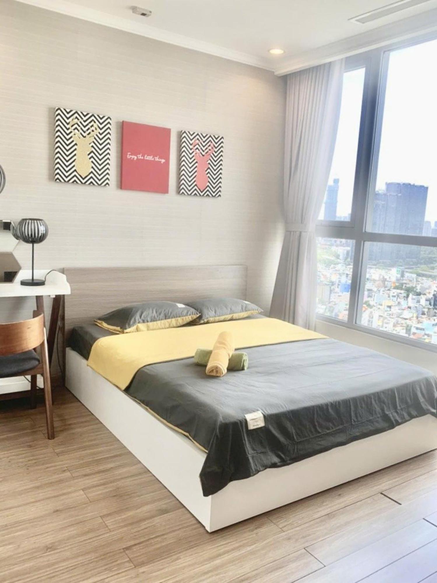 Mott Haven Apart - Vinhomes Central Park, Landmark 81 Area & Ice Rink Хошимин Екстериор снимка
